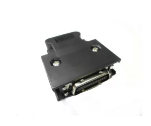 Разъём CN6 для ввода сигналов управления через разъём CN1 сервопривода  MR-J2CMP2